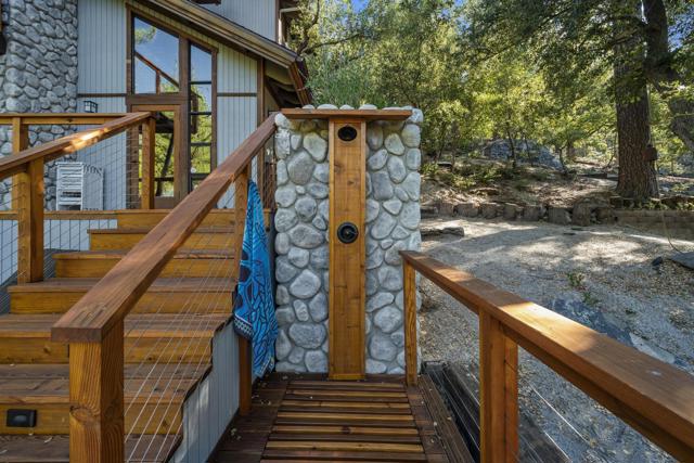 54789 Wildwood Drive, Idyllwild CA: https://media.crmls.org/mediaz/9a7b9891-efcd-469f-902d-dbb76efc3983.jpg