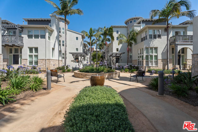 6010 Celedon, Playa Vista CA: https://media.crmls.org/mediaz/9a7be38f-29ca-47d2-9cfb-8deb58b69708.jpg