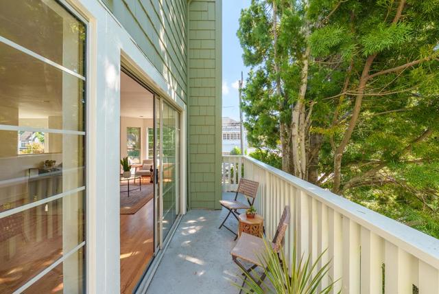 918 3rd Street, Santa Cruz CA: https://media.crmls.org/mediaz/9a7c517c-92ee-4e65-b6a6-809b49f99611.jpg