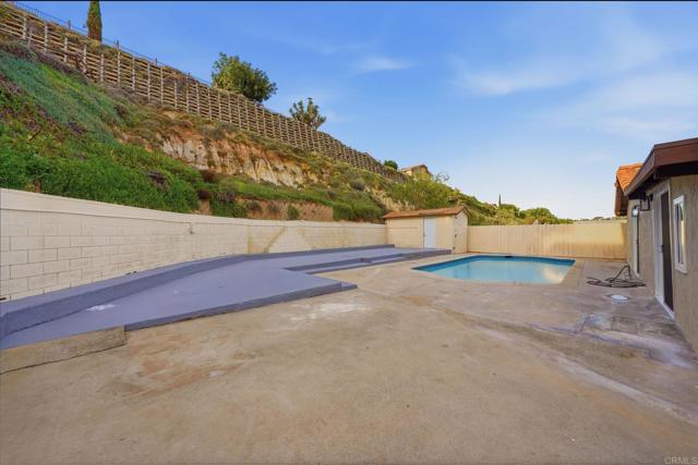 Detail Gallery Image 32 of 43 For 3625 Peach Blossom St, National City,  CA 91950 - 5 Beds | 3 Baths