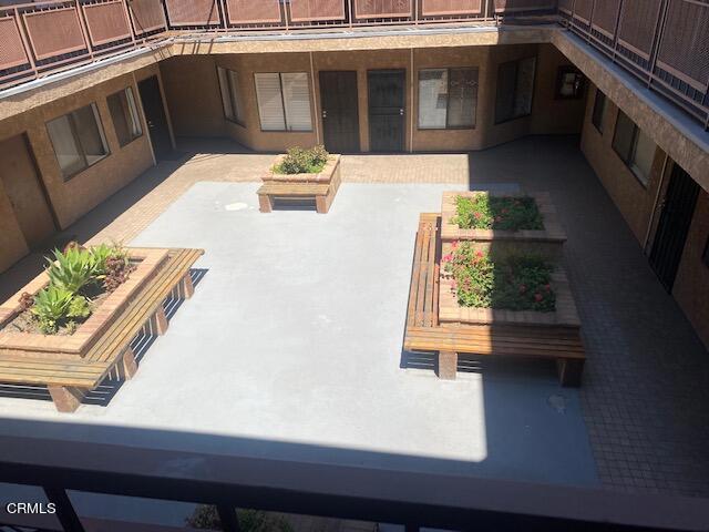 424 S Westmoreland Avenue 202, Los Angeles, CA 90020