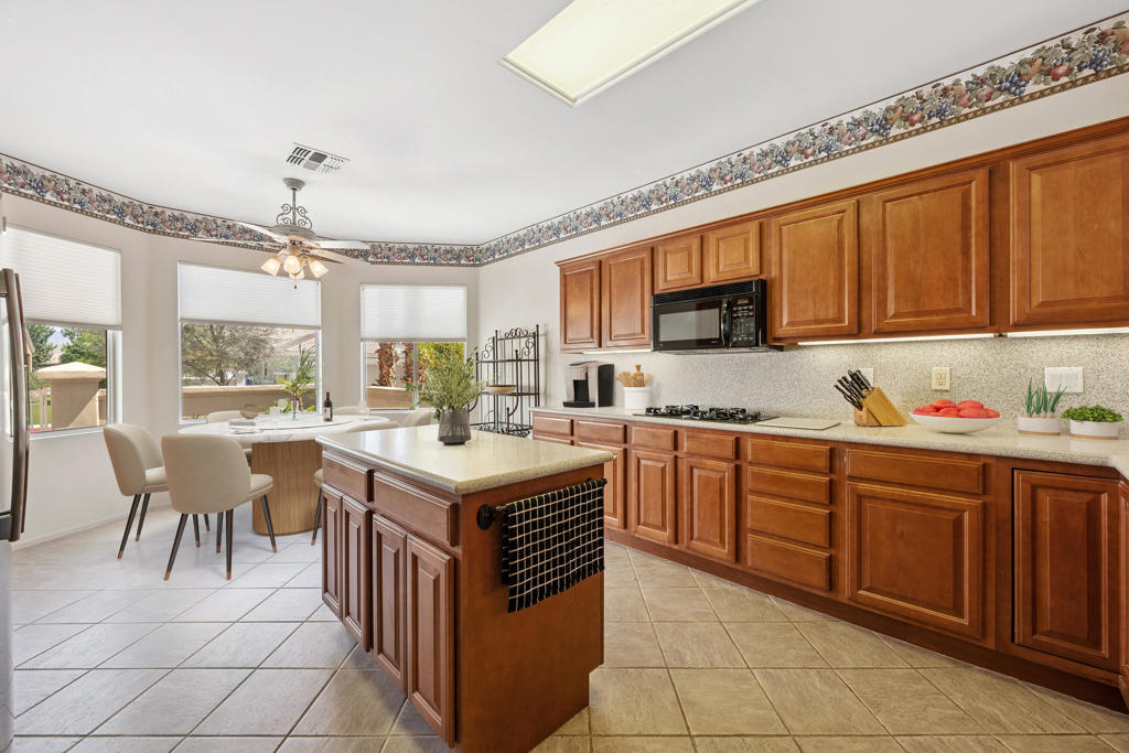 MLS #219133014DA img 11