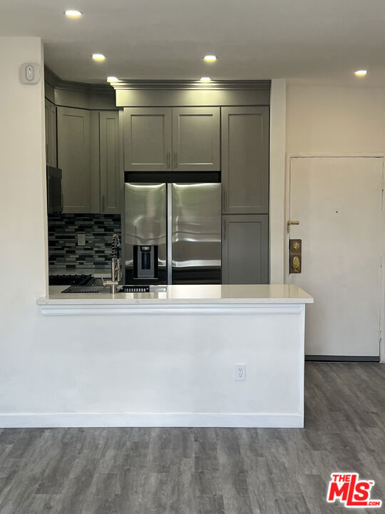 19009 Sherman Way, Reseda CA: https://media.crmls.org/mediaz/9a80a7ae-f897-452a-a5fa-d9e17cfa6a32.jpg