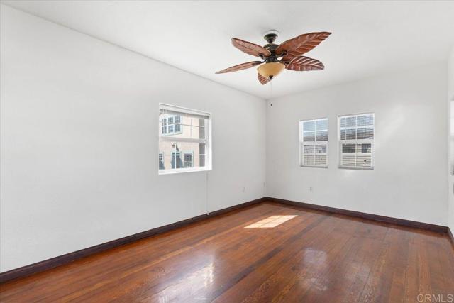 Image 10 of 48 For 10354 Prospect Avenue