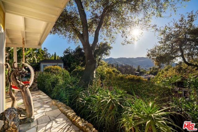 20888 Waveview Drive, Topanga, California 90290, 7 Bedrooms Bedrooms, ,1 BathroomBathrooms,Single Family Residence,For Sale,Waveview,24400817