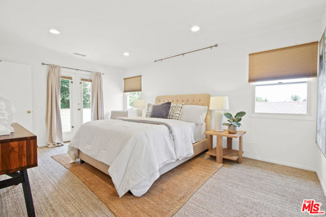 4352 Lyceum Avenue, Los Angeles CA: https://media.crmls.org/mediaz/9a8182c7-a425-4d3b-94ef-a4dda519a2ec.jpg