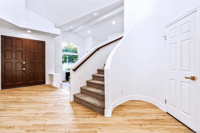4943 Marin Dr, Oceanside CA: https://media.crmls.org/mediaz/9a81debe-375b-46e3-b33d-ad8002abad12.jpg