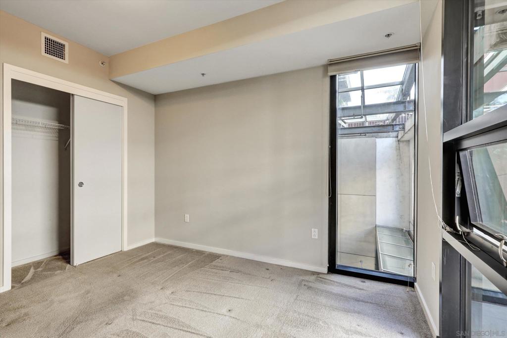 350 11th Ave - photo 20