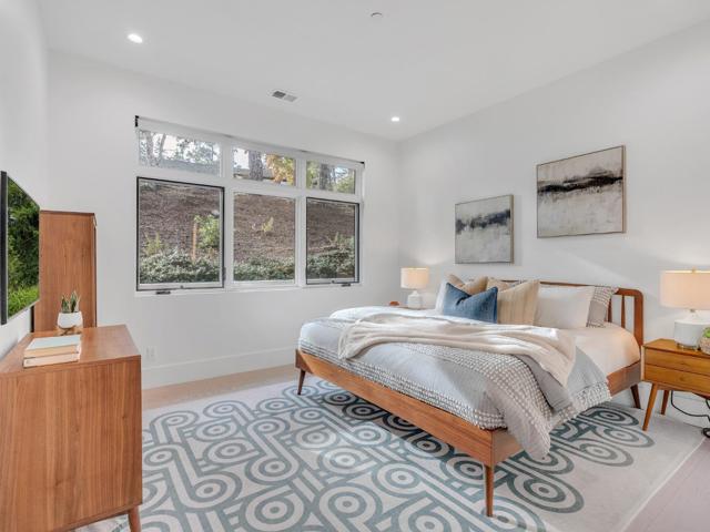 60 Glengarry Way, Hillsborough CA: https://media.crmls.org/mediaz/9a82638c-492c-42f2-a691-bffbbcafae7b.jpg