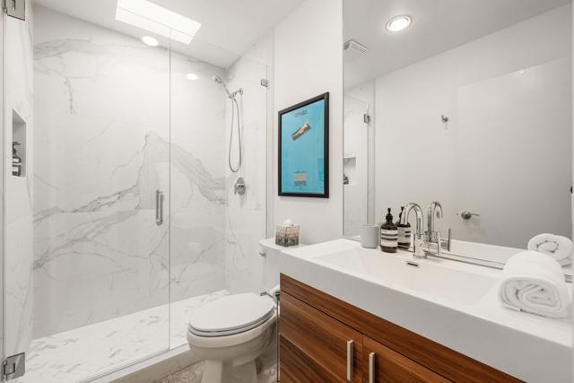 2077 S Caliente Drive, Palm Springs CA: https://media.crmls.org/mediaz/9a829d6e-d06c-4bae-8ce5-6cd90f7a1703.jpg