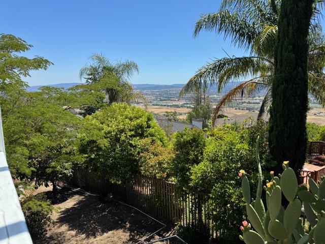 3230 Oak View Lane, Morgan Hill CA: https://media.crmls.org/mediaz/9a837b15-a39d-4dde-a455-4843b1cb45c0.jpg