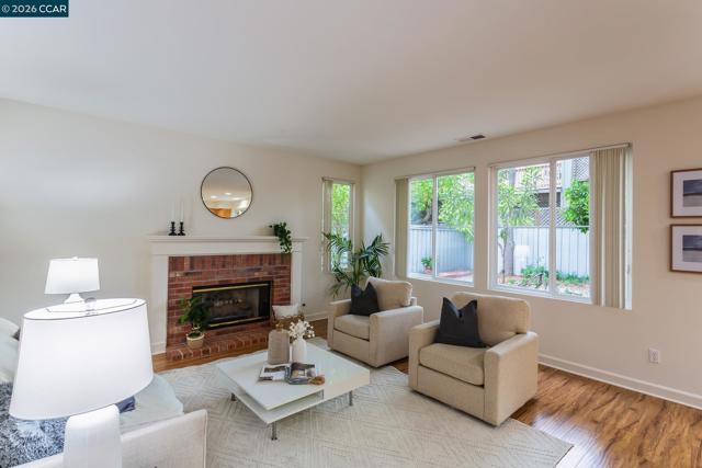 Image 7 of 35 For 7592 Meadow Ct