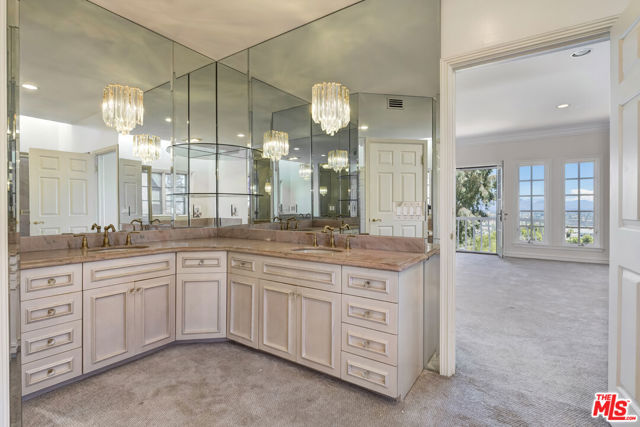 Drew Fenton | 2222 Canyonback Road Los Angeles CA | MLS: 7400788