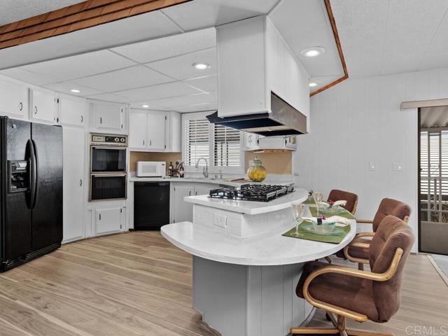 Detail Gallery Image 16 of 62 For 276 N El Camino Real Spc 132,  Oceanside,  CA 92058 - 2 Beds | 2 Baths