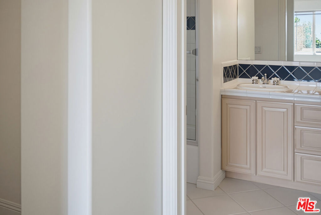 MLS #26870797 image #25