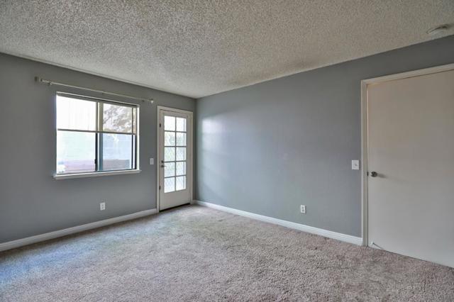 5829 San Juan Avenue, Citrus Heights CA: https://media.crmls.org/mediaz/9a86919f-947d-440c-b915-3202bee723a0.jpg