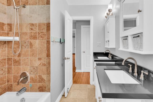 3921 Juniper St, San Diego CA: https://media.crmls.org/mediaz/9a86a0e1-ff7b-4145-a167-79f354da0cd9.jpg