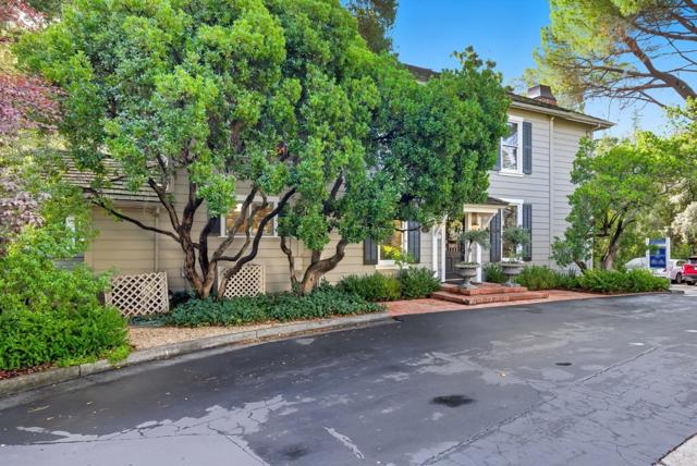 120 Oak Meadow Drive, Los Gatos CA: https://media.crmls.org/mediaz/9a86afe8-ef45-4a3e-bc45-6831036c03a2.jpg