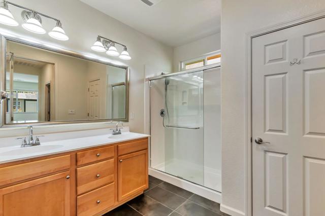 1254 Steinbeck Drive, Hollister CA: https://media.crmls.org/mediaz/9a86cbb8-5c8e-4513-8f9e-05502a53d410.jpg