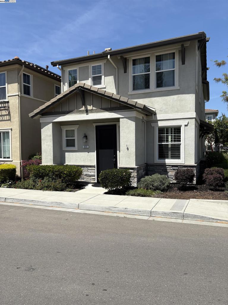 800 Queen Palm Lane