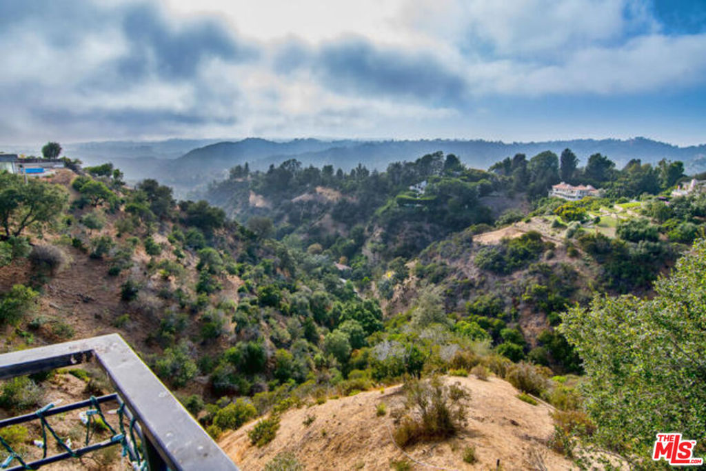 MLS #25621893 image #33