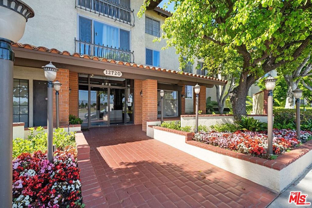 12720 Burbank Boulevard #327