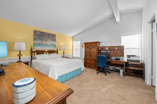 3462 Don Alberto Drive, Carlsbad CA: https://media.crmls.org/mediaz/9a87e35a-8938-4f19-bdee-ea3db3d92d1f.jpg