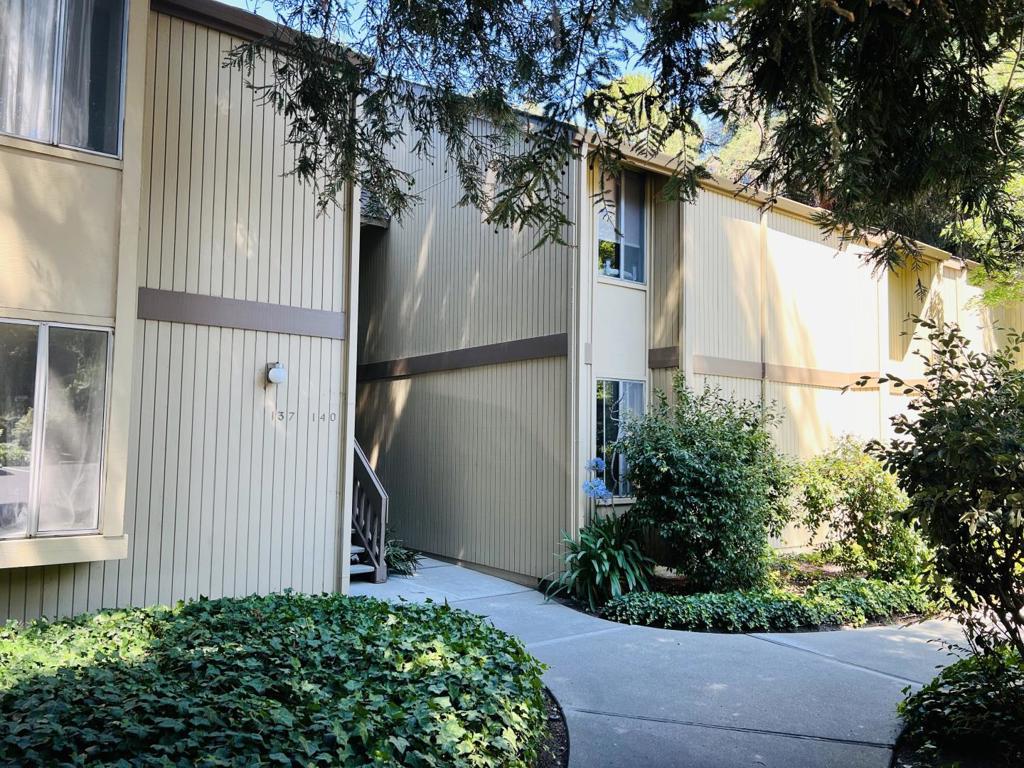 505 Cypress Point Drive #137