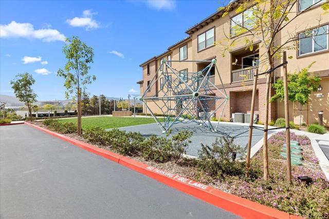 177 Mission Villas Rd, San Marcos CA: https://media.crmls.org/mediaz/9a893d2d-c2de-46a0-a8c8-dd6f783f3ce5.jpg
