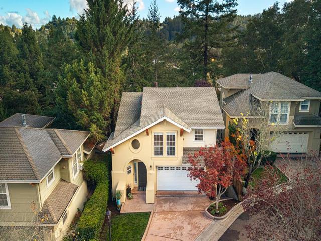 5 Tuscany Court, Scotts Valley CA: https://media.crmls.org/mediaz/9a89464c-d161-4b3e-a5ae-5d828a595ca3.jpg