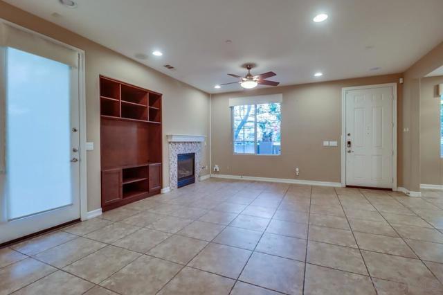 1715 Rolling Water Dr, Chula Vista CA: https://media.crmls.org/mediaz/9a8a2fee-4bcf-43fb-8e58-a53248ef4ab1.jpg