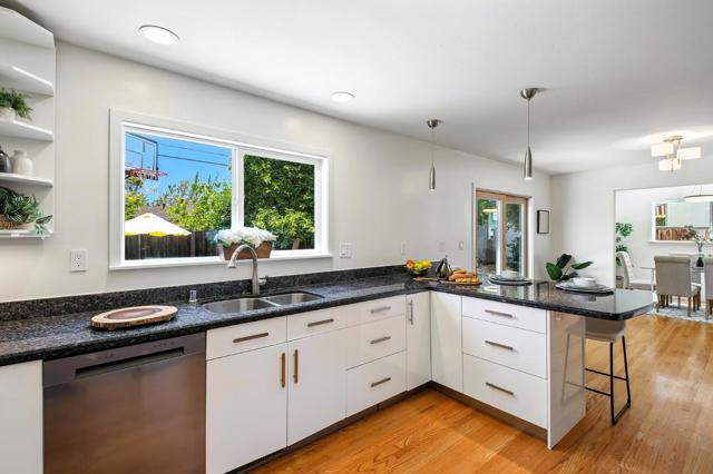 268 S Bernardo Avenue, Sunnyvale CA: https://media.crmls.org/mediaz/9a8a4361-cd02-47f1-af34-bb4d0ba4bd37.jpg