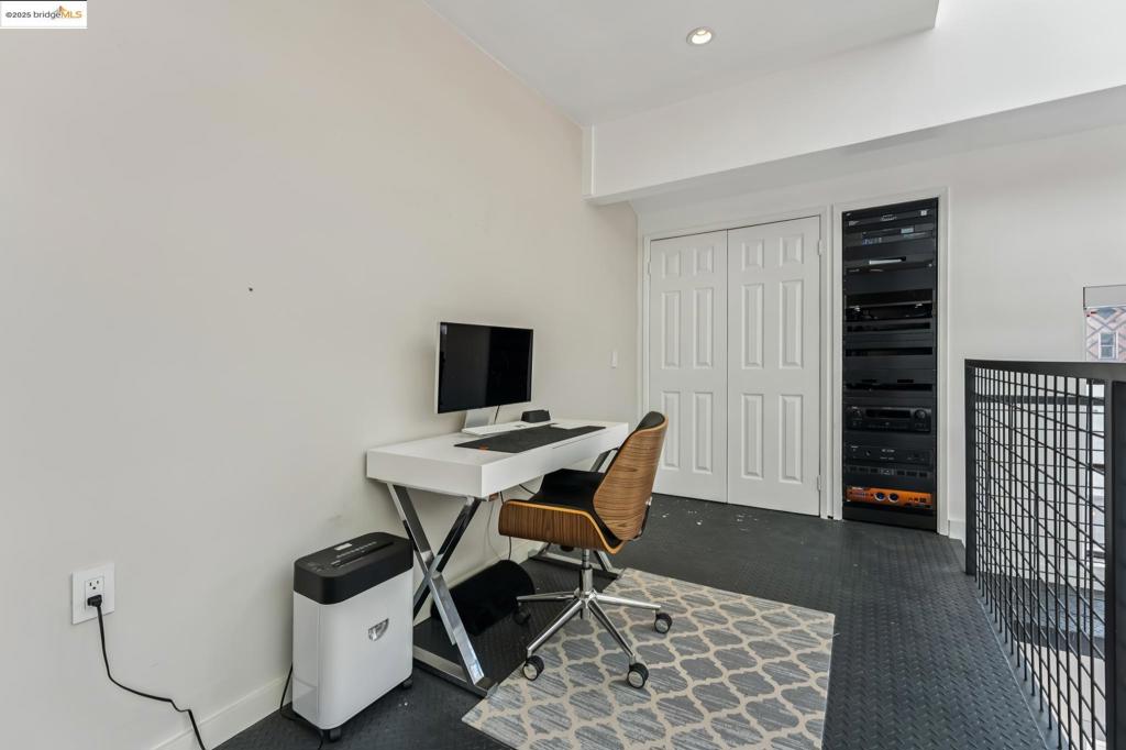 MLS #41118888 image #42