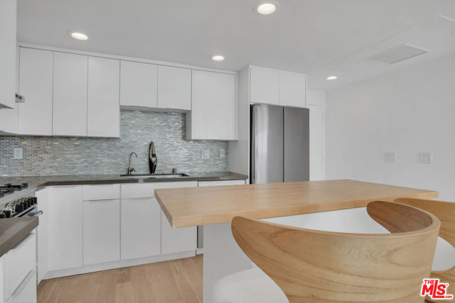 Drew Fenton | 17350 W Sunset Boulevard Pacific Palisades CA | MLS: 7491584