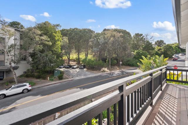 40 Shelter Creek Lane, San Bruno CA: https://media.crmls.org/mediaz/9a8bd737-6698-4afa-a26d-6cc63c185eec.jpg
