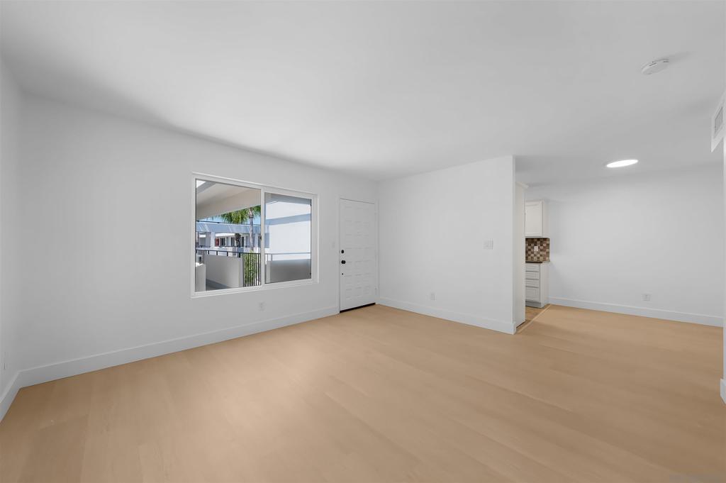 1030 Robinson Ave - photo 11
