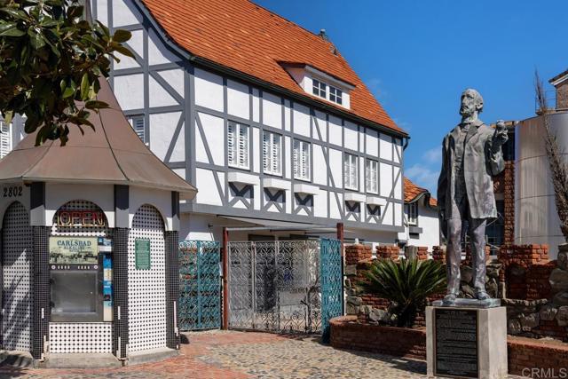 Detail Gallery Image 3 of 25 For 4942 Spirea Way, Carlsbad,  CA 92008 - 4 Beds | 3/1 Baths