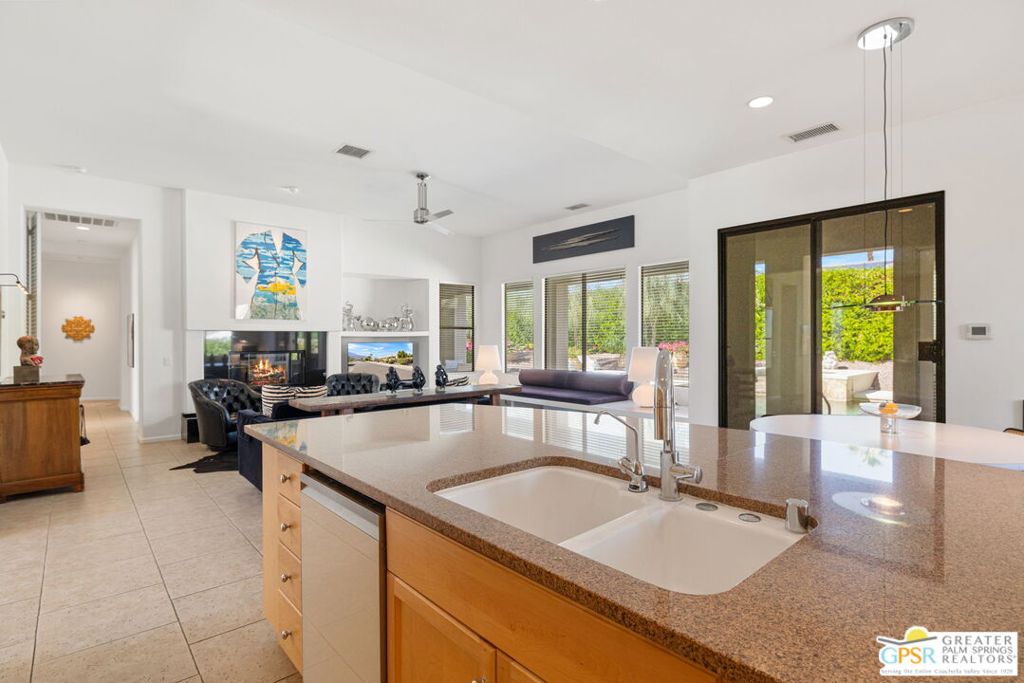 MLS #25601563PS image #21