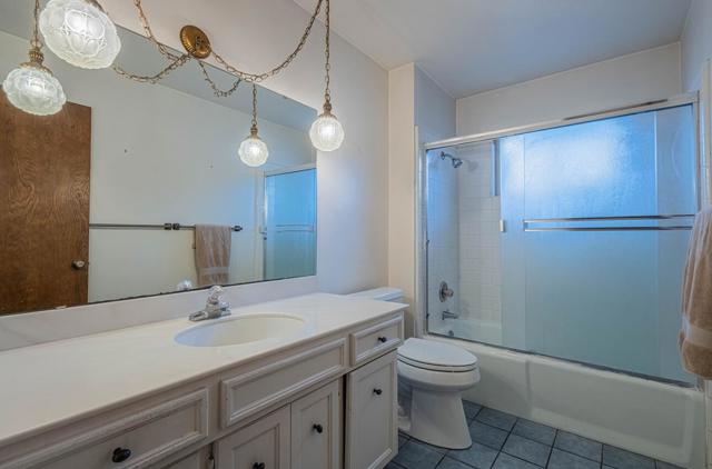 1007 Driftwood Place, Salinas CA: https://media.crmls.org/mediaz/9a8d8b6b-7102-403b-b15d-098ea11aa2a6.jpg