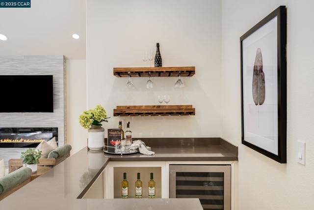 3363 Deer Hollow Drive, Danville CA: https://media.crmls.org/mediaz/9a8da53b-aaa6-488e-ae3d-19ceea349cdf.jpg