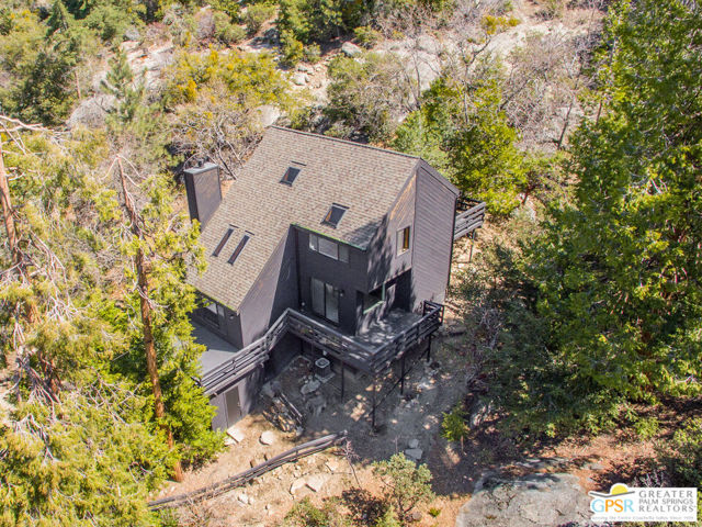 25150 Cougar Road, Idyllwild CA: https://media.crmls.org/mediaz/9a8f38a4-93ca-4680-aa2c-c2208008243d.jpg
