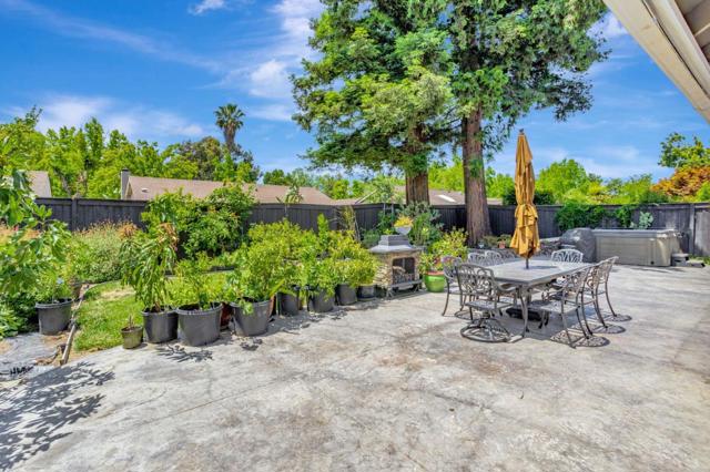 7179 Via Maria, San Jose CA: https://media.crmls.org/mediaz/9a90429a-2281-4b82-803d-0011090fec39.jpg