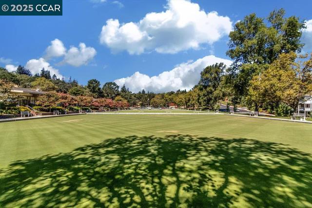 1932 Ptarmigan Dr, Walnut Creek CA: https://media.crmls.org/mediaz/9a906efb-19da-4ab7-8a79-1983bea00db8.jpg