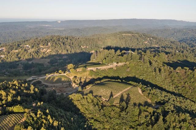 25200 Loma Prieta Avenue, Los Gatos CA: https://media.crmls.org/mediaz/9a90b9e2-091d-47be-b604-433f35c2819a.jpg