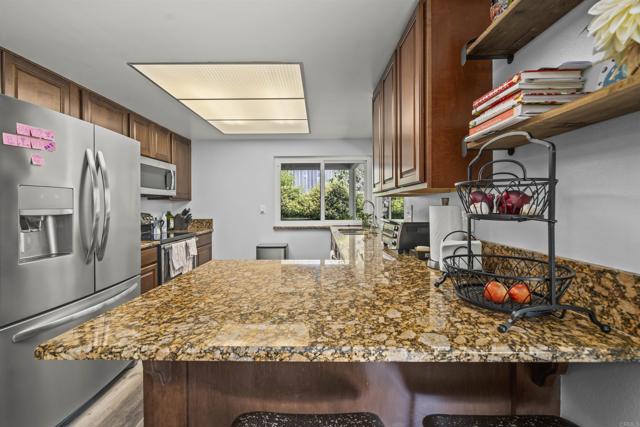 Detail Gallery Image 9 of 43 For 623 Highland St, Escondido,  CA 92027 - 3 Beds | 2 Baths