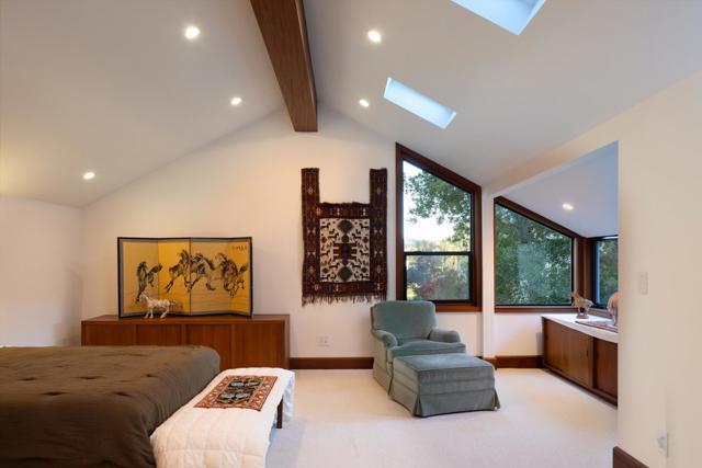 9563 Oak Court, Carmel CA: https://media.crmls.org/mediaz/9a933eee-1a54-4ce4-a0cf-038eb86a182b.jpg