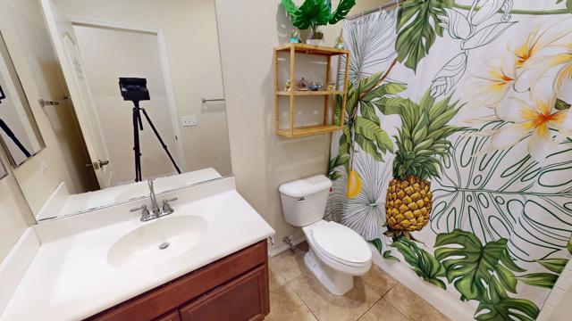 41126 Maxwell Court, Indio CA: https://media.crmls.org/mediaz/9a935d5f-85ec-4e5b-b50e-4fc6867d4301.jpg