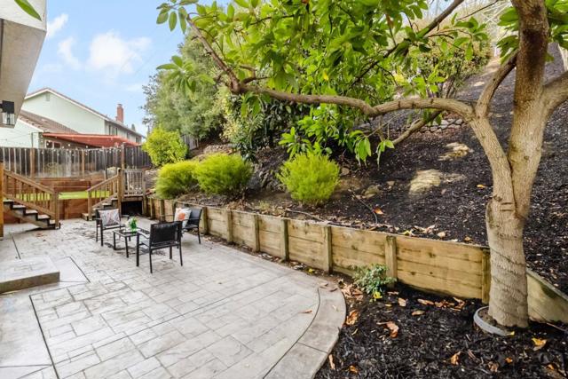 17716 Columbia Drive, Castro Valley CA: https://media.crmls.org/mediaz/9a93c7b4-cdfc-48b3-a998-0e502942125f.jpg