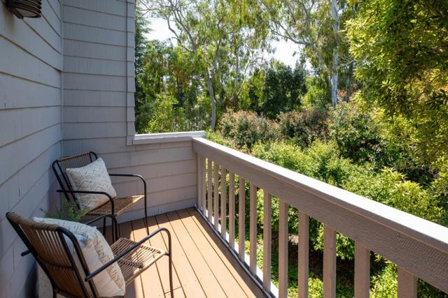1330 Trinity Drive, Menlo Park CA: https://media.crmls.org/mediaz/9a945725-b854-4907-bd44-59fdff705ab5.jpg