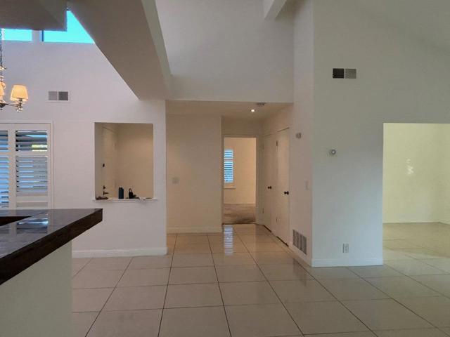 6204 Buena Vista Drive, Newark CA: https://media.crmls.org/mediaz/9a9485d0-0440-4f05-a368-09e8bc5a81f9.jpg